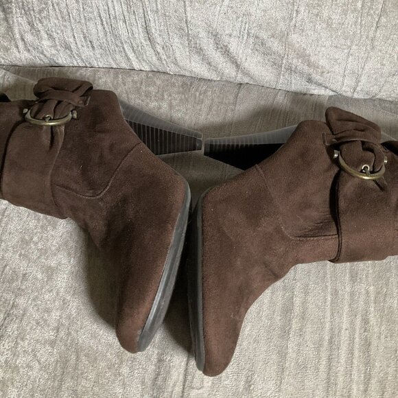 Apt 9 Black Slouchy Zip Side Ladies Dress Boots With Buckle 4” Heel size 10 - Picture 6 of 11